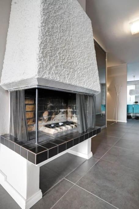 Majestic Penthouse With Sauna & High-Speed Wi-Fi And Parking 罗瓦涅米 外观 照片